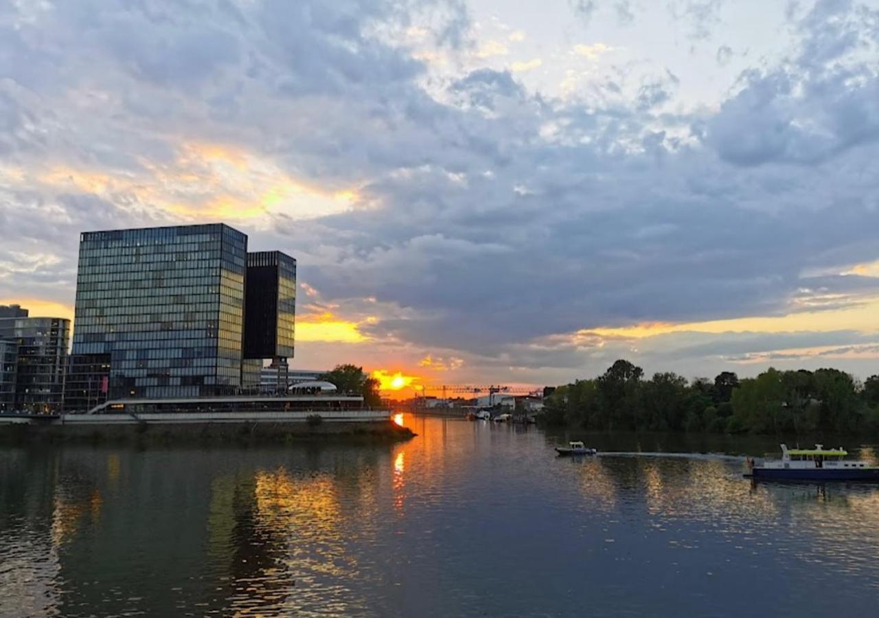 Medienhafen Apartment Direkt Am Zentrum 杜塞尔多夫 外观 照片
