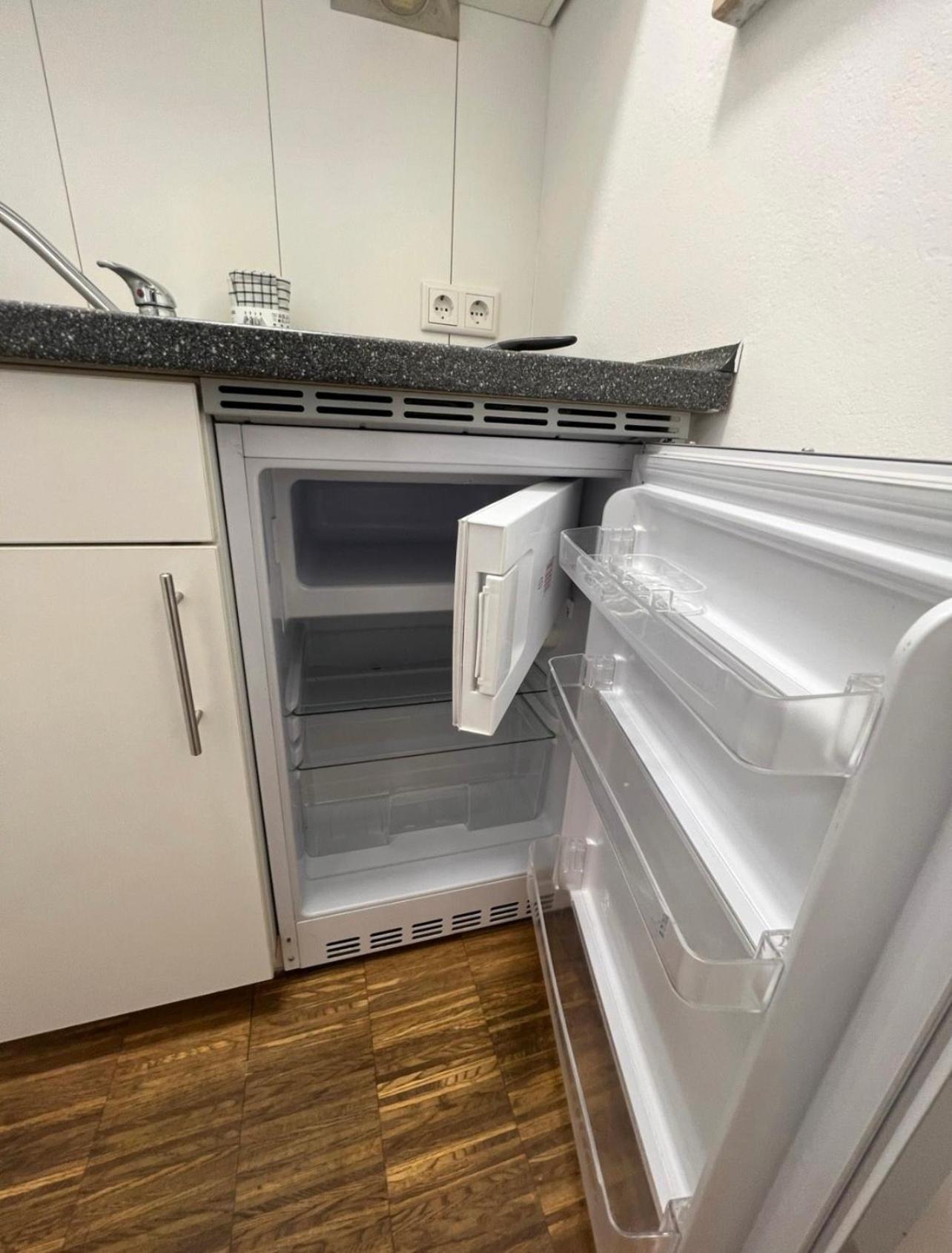 Medienhafen Apartment Direkt Am Zentrum 杜塞尔多夫 外观 照片